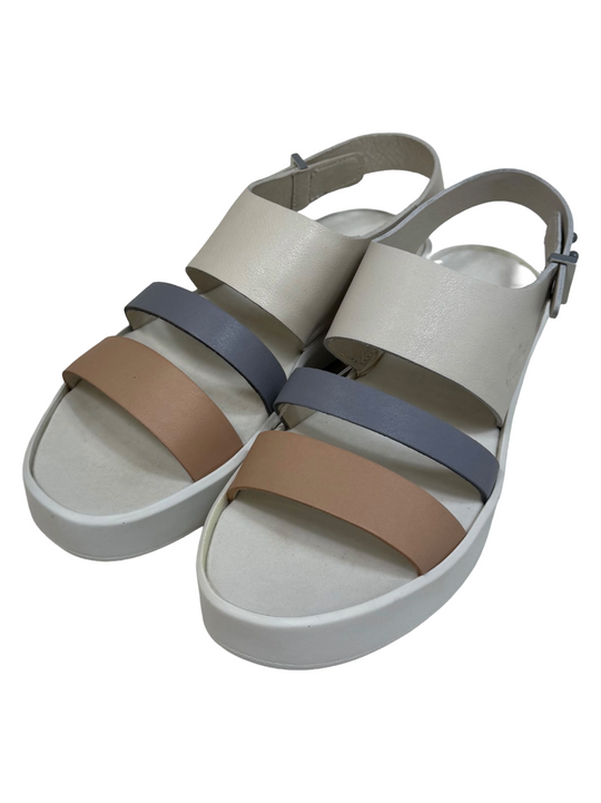 Lacoste Off-White Pirle 217 Sandal