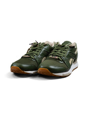 Reebok Boys Green & Beige Trainers